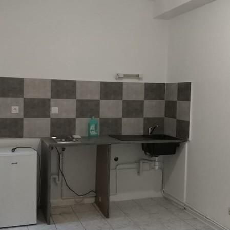 Location Appartement 1 pièce 24m² BORDEAUX 33800 - Photo 1