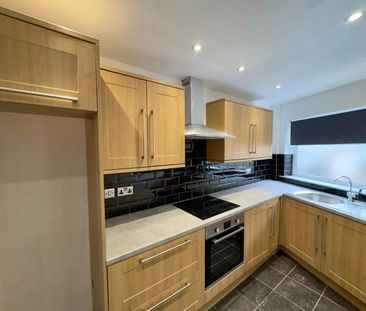 Victoria Road, Padiham, Burnley - Photo 6