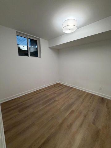 70 Havelock Street - Photo 3