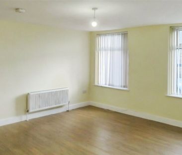 Victoria Road, Bailiff Bridge, HD6 - Photo 1