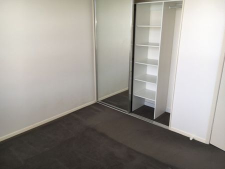 ONE BEDROOM APARTMENT - Photo 2