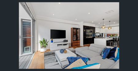 LUXURY BEACHSIDE LIVING | LOW MAINTENANCE LIFESTYLE! - Photo 2