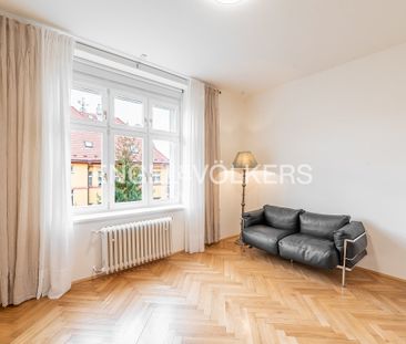 Pronájem bytu 4+1 120 m², Hradešínská 1956, Praha - Fotografie 3