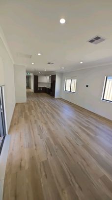 2/2a Kwella Entrance, Greenfields WA 6210 - House For Rent | Domain - Photo 1