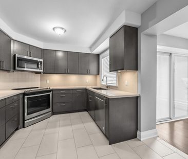 For Lease - 4 Croydon Road Unit# 3, Toronto, Ontario - Photo 1