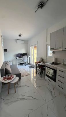 Studio/Γκαρσονιέρα για ενοικίαση - Φάληρο - Ιπποκράτειο, - Φωτογραφία 1