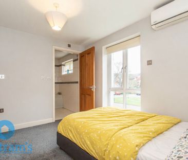 1 bed Apartment for Rent - Photo 5