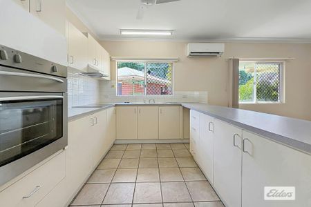 Spacious 4-Bedroom Brick Home in Peaceful Neighborhood - Photo 4