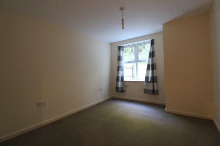 Branksome Wood Road, Bournemouth, - Photo 2