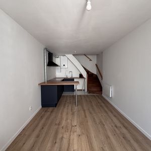 Location Maison 2 pièces 33m² ROUILLE 86480 - Photo 2