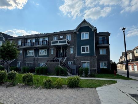 For Lease - 250 Sunny Meadow Boulevard Unit# 294, Brampton, Ontario - Photo 2