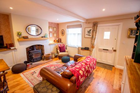 Charming, fully furnished 1 bedroom cottage in Kersey, Suffolk - Photo 4