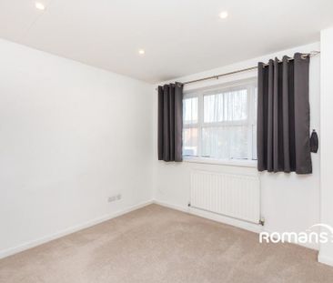 3 bedroom detached house to rent - Photo 4