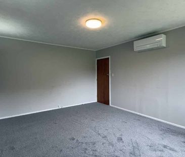3 Bedroom House - Photo 2