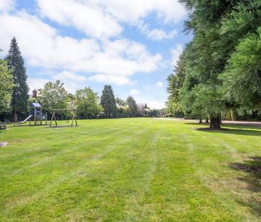 4 bedroom end of terrace house to rent - Photo 6