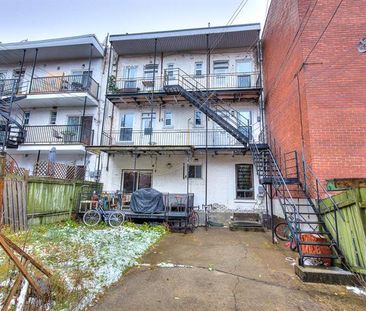 5748 Av. des Érables - Photo 1