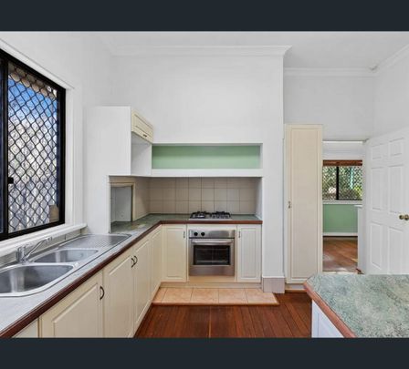 20 The Strand, Bayswater, WA 6053 - Photo 1