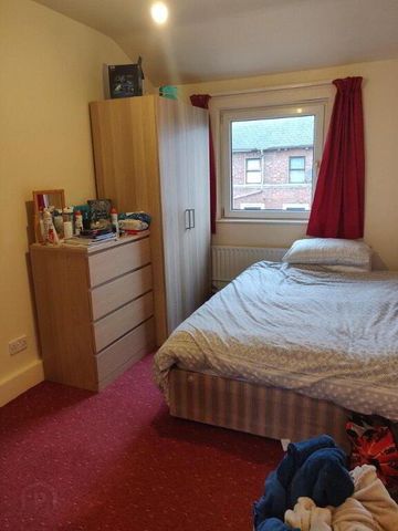 Flat 2, 18 Lawrence Street, Belfast, BT7 1LF - Photo 2
