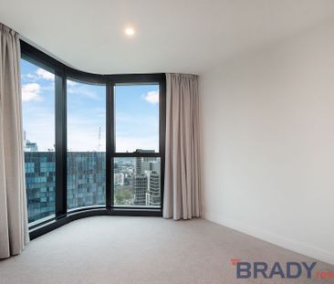 2411/371 Little Lonsdale Street, Melbourne - Photo 2