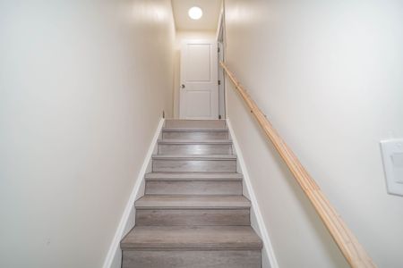 For Lease - 929 Greenhill Avenue Unit# BSMT, Oshawa, Ontario - Photo 3