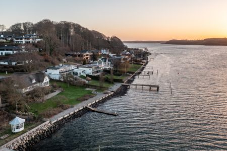 Romantisk ejendom i første række ved Kolding Fjord - Photo 2