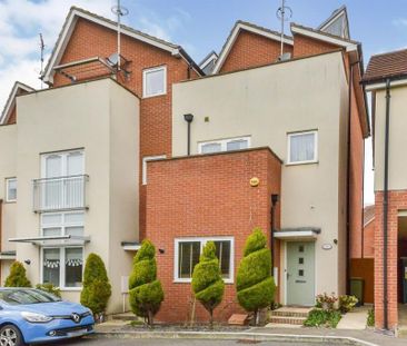 3 bedroom semi-detached house to rent - Photo 5