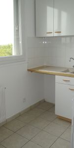 Location Appartement 2 pièces 44m² ORLEANS 45000 - Photo 4