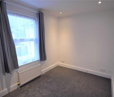 2 bedroom house to rent - Photo 2