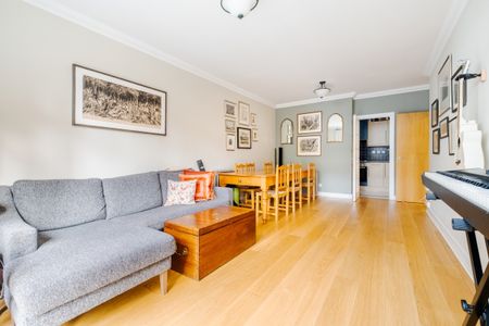 2 bedroom flat to rent - Photo 5