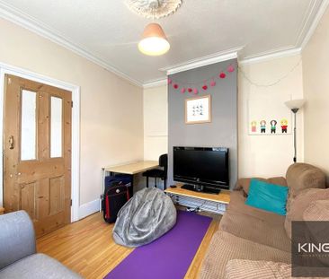 4 bedroom terraced house to rent - Photo 1