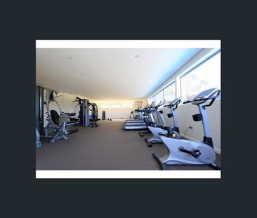 Modern 2 bedrooms 1 bathroom with 1 large study apartment only $750... - Photo 5