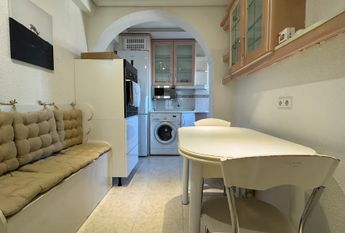 Calle de Tribaldos, Madrid, Community of Madrid 28043