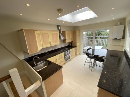 4 bedroom duplex to rent - Photo 5