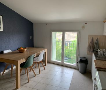 A louer Appartement T2 Bis Chateauneuf Du Pape centre, env.45m², - Photo 1