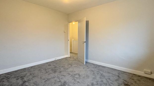 3 bedroom apartment to rent - Photo 1