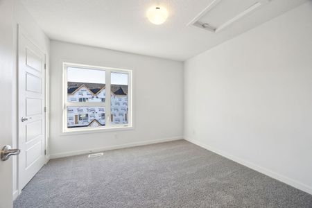 850 Belmont Drive SW, Calgary - Photo 4