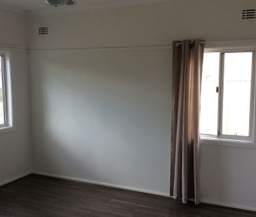 View Saturday at 12.30pm - 12.45pm - Photo 6