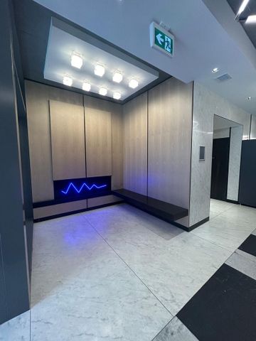 For Lease - 2 Augusta Avenue, Toronto, Ontario - Photo 2