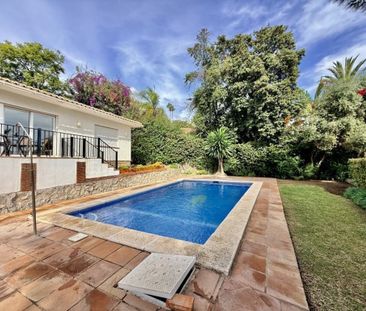 4 room luxury Villa for rent in Marbella, Andalusia - Photo 6