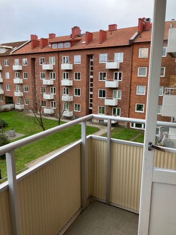 Fredriksdalsplatsen, Helsingborg - Photo 4