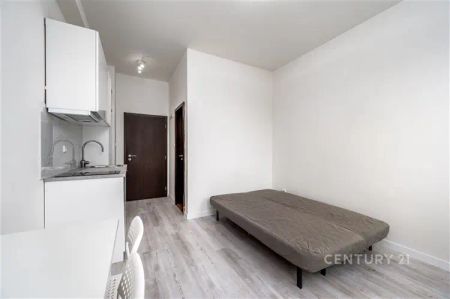 Pronájem ateliéru se sklepem ,17 m - Photo 2