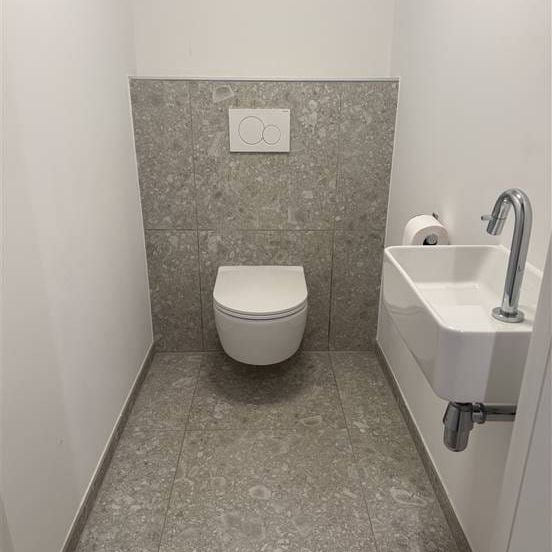 Appartement te huur - Photo 1