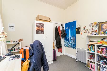 4-Bedroom Inner City Flat – Available Feb 2026 - Photo 5