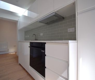 1 bedroom bungalow to rent - Photo 2