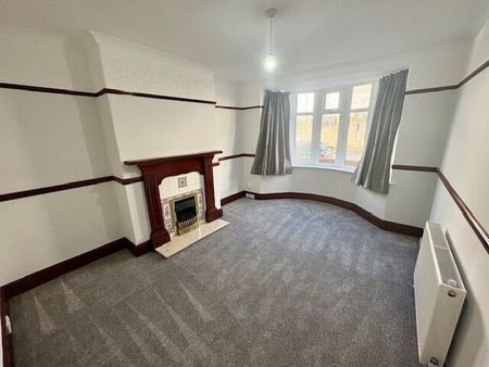 Priory Road - Photo 2