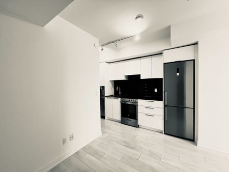 For Lease - 501 Yonge Street Unit# 4004, Toronto, Ontario - Photo 5