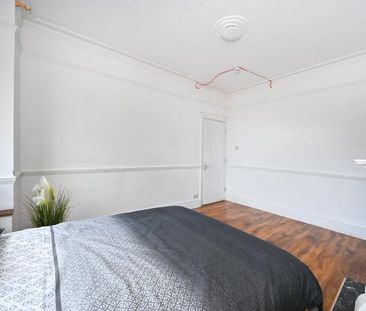 Room in a Shared House, Morden Road, SW19 - Photo 5