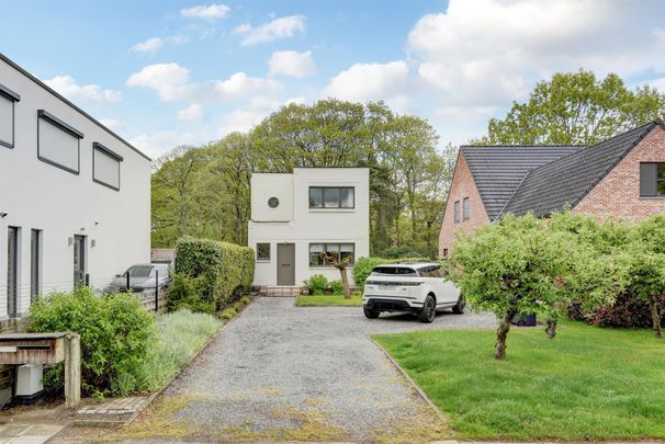 Goed gelegen woning met 3 slaapkamers en mooie tuin - Foto 1