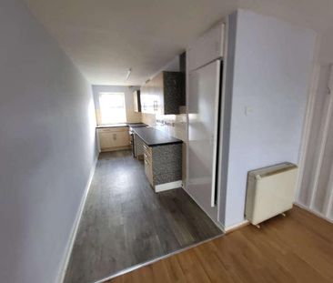 Downs Road, LU1 - Photo 2