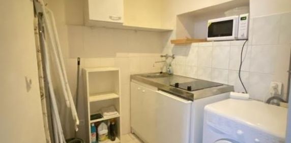 Location Appartement 1 pièce 15m² - Photo 2
